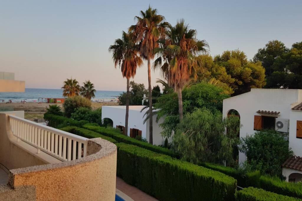 Neu Renoviertes Strandappartment Mit Meerblick Alcoceber Exterior photo