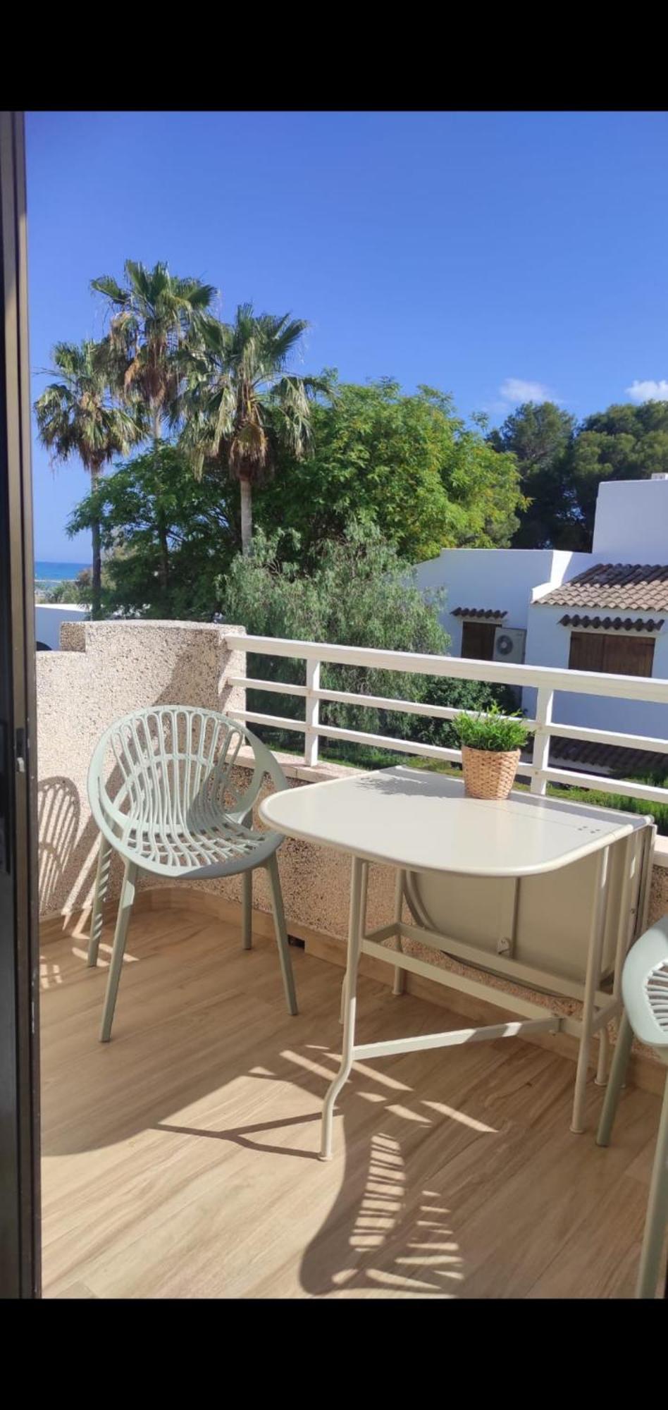 Neu Renoviertes Strandappartment Mit Meerblick Alcoceber Exterior photo